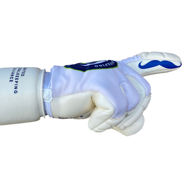 UGKA CUSTOM GLOVE | Negative Cut